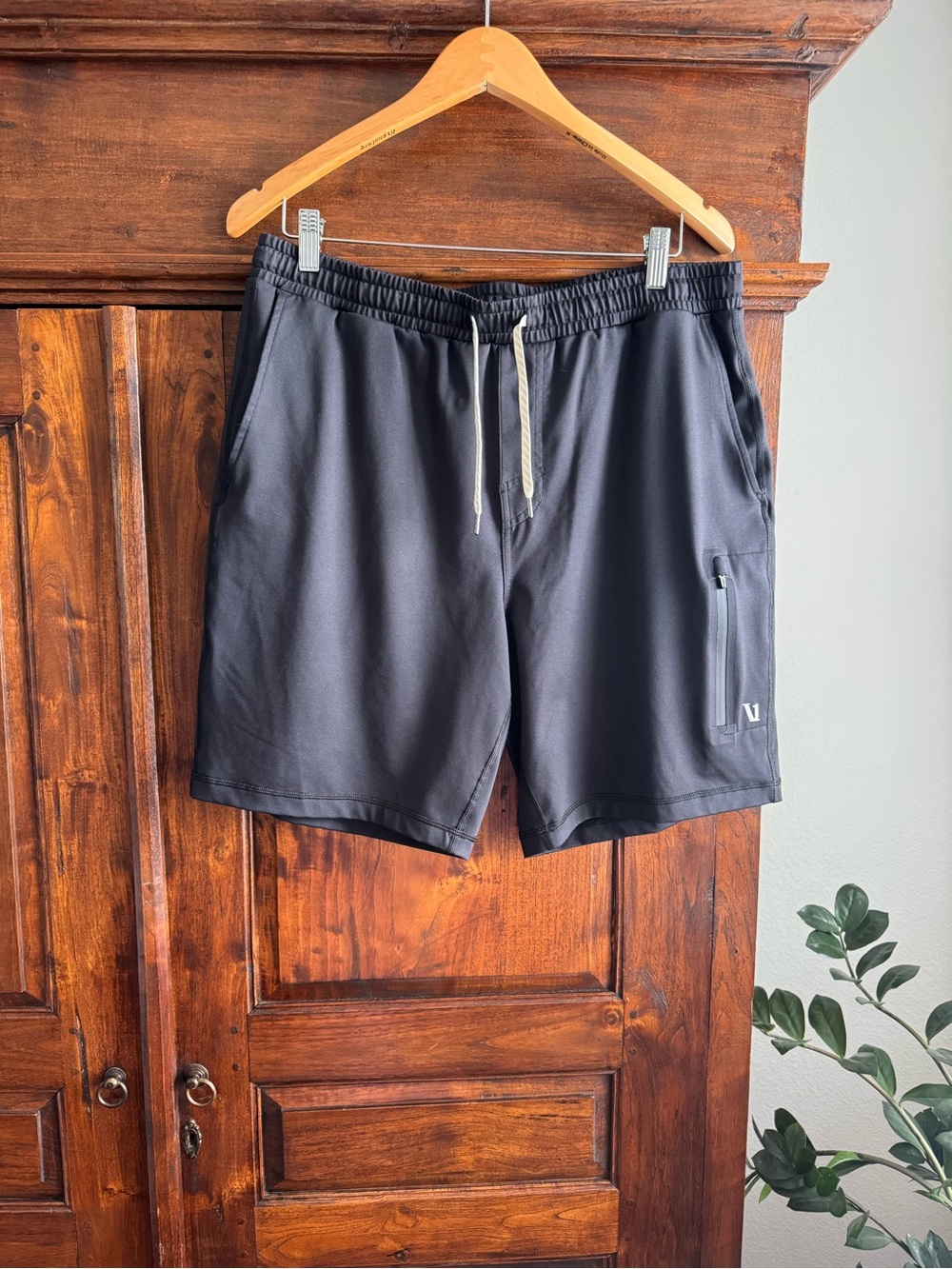 Vuori Sunday Performance Black Shorts